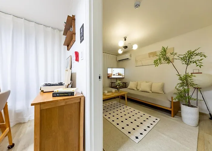 Aneuk,3br,8명,장기숙박,서울대학교,친절한 국가공인 관광통역 안내사의 호텔급 컨시어지 서비스,강남,홍대,명동,,성수,고척돔,kspo돔,지하철,도심접근성 * Seoel