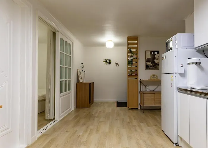 Aneuk,3br,8명,장기숙박,서울대학교,친절한 국가공인 관광통역 안내사의 호텔급 컨시어지 서비스,강남,홍대,명동,,성수,고척돔,kspo돔,지하철,도심접근성 Villa Seoel