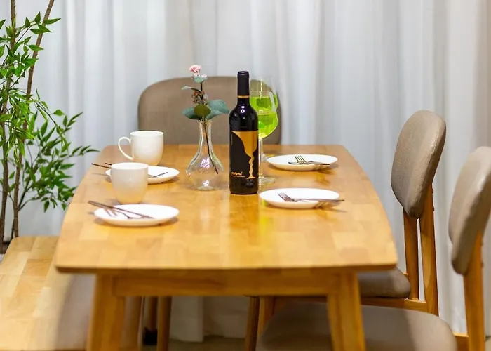 Aneuk,3br,8명,장기숙박,서울대학교,친절한 국가공인 관광통역 안내사의 호텔급 컨시어지 서비스,강남,홍대,명동,,성수,고척돔,kspo돔,지하철,도심접근성 Willa